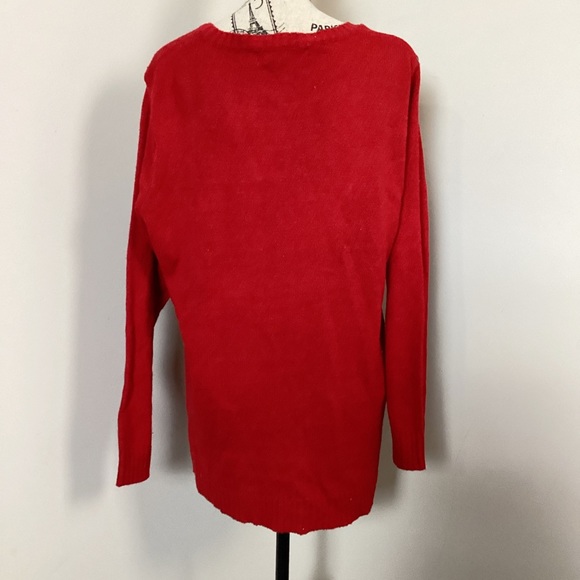 UGHLEE SWEATERS Women’s Red Holiday Sweater Penguin with glasses Big Puff Ball - Picture 4 of 4